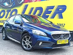 Niebieski Używany 2015 Volvo V40 CC Ocean Race Kombi | 49 900 zł (Uczciwa cena)