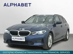Niebieski Używany 2021 BMW 330 Kombi | 114 900 zł