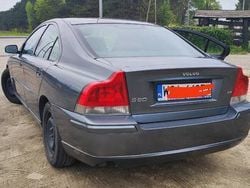 Grafitowy Używany 2004 Volvo S60 Sedan/Limuzyna | 9900 zł (Uczciwa cena)