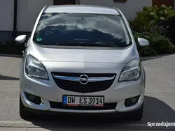 Srebrny (metalik) Używany 2014 Opel Meriva Minivan | 22 900 zł (Dobra cena)