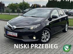 Czarny Używany 2017 Toyota Auris Hybrid Hatchback | 59 900 zł (Uczciwa cena)
