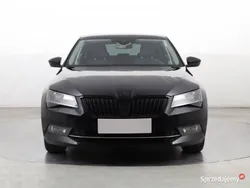 Czarny Używany 2016 Skoda Superb Hatchback | 61 499 zł (Uczciwa cena)
