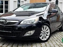 Czarny (metalik) Używany 2011 Opel Astra Cosmo Hatchback | 19 900 zł (Uczciwa cena)