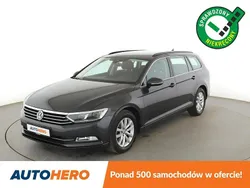Czarny Używany 2019 VW Passat Comfortline Kombi | 72 900 zł