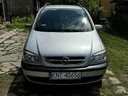 Srebrny Używany 2004 Opel Zafira Minivan | 4000 zł (Dość drogi)