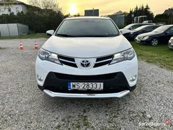 Biały Używany 2015 Toyota RAV4 SUV | 64 900 zł (Dobra cena)