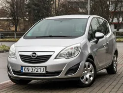 Srebrny (metalik) Używany 2010 Opel Meriva Minivan | 18 500 zł (Uczciwa cena)
