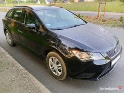 Czarny Używany 2014 Seat Leon Kombi | 31 600 zł (Drogi)