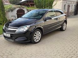 Czarny Używany 2005 Opel Astra GTC Coupe | 9900 zł (Uczciwa cena)