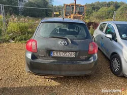 Używany 2007 Toyota Auris | 12 000 zł (Dość drogi)