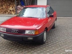 Czerwony Używany 1988 Audi 80 Hatchback | 8800 zł