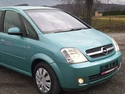 Inny kolor Używany 2003 Opel Meriva Minivan | 9900 zł