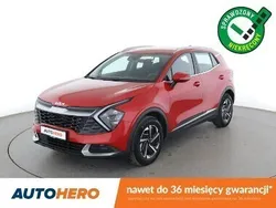 Czerwony Używany 2023 Kia Sportage 2 SUV | 132 200 zł (Uczciwa cena)