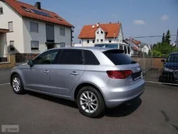 Inny kolor Używany 2012 Audi A3 Attraction Hatchback | 39 800 zł (Uczciwa cena)