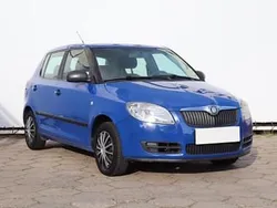 Niebieski Używany 2010 Skoda Fabia Hatchback | 11 999 zł