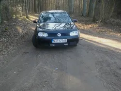 Czarny Używany 1999 VW Golf IV Hatchback | 2800 zł (Uczciwa cena)