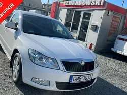 Biały Używany 2010 Skoda Octavia Hatchback | 26 900 zł (Dość drogi)