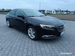 Czarny Używany 2019 Opel Insignia Sport Sedan/Limuzyna | 59 800 zł (Dość drogi)