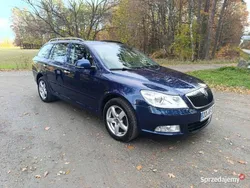 Granatowy Używany 2010 Skoda Octavia Kombi | 18 500 zł (Dobra cena)