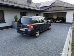 Szary Używany 2010 Opel Zafira Minivan | 16 800 zł (Dość drogi)