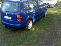 Używany 2004 VW Touran Minivan | 9000 zł (Dość drogi)