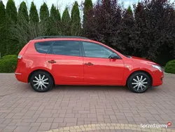 Czerwony Używany 2009 Hyundai i30 Kombi | 9950 zł (Dobra cena)