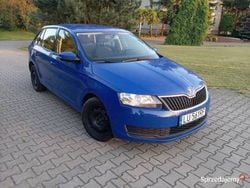 Niebieski Używany 2018 Skoda Rapid Hatchback | 27 000 zł (Uczciwa cena)