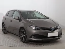 Szary Używany 2017 Toyota Auris Hatchback | 67 999 zł (Uczciwa cena)