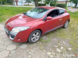 Bordowy Używany 2011 Renault Mégane Coupé Coupe | 10 900 zł