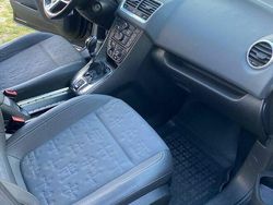 Czarny Używany 2011 Opel Meriva Cosmo Minivan | 13 900 zł (Uczciwa cena)