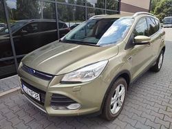 Zielony Używany 2015 Ford Kuga SUV | 44 900 zł (Dobra cena)