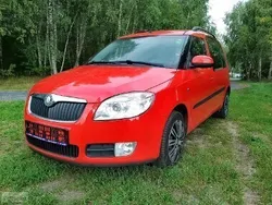 Czerwony Używany 2008 Skoda Roomster Minivan | 18 900 zł