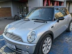 Srebrny Używany 2005 Mini Cooper Hatchback | 8900 zł (Dobra cena)