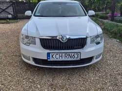 Biały Używany 2012 Skoda Superb Sedan/Limuzyna | 21 800 zł (Uczciwa cena)