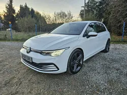 Biały (metalik) Używany 2020 VW Golf VIII Hatchback | 72 900 zł