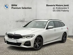 Mineral white metallic metalizowany Używany 2022 BMW 320 Shadowline Kombi | 154 900 zł (Dość drogi)