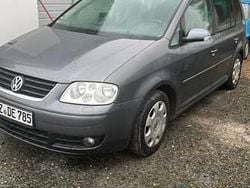 Grafitowy Używany 2006 VW Touran Minivan | 3000 zł