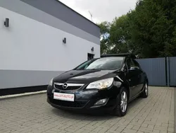 Czarny (metalik) Używany 2012 Opel Astra Hatchback | 29 900 zł (Uczciwa cena)