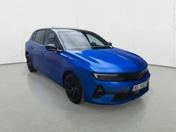 Niebieski Używany 2023 Opel Astra Hatchback | 63 100 zł (Uczciwa cena)
