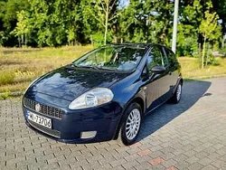 Niebieski Używany 2009 Fiat Grande Punto Hatchback | 10 900 zł (Dość drogi)