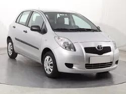 Srebrny Używany 2007 Toyota Yaris Hatchback | 14 999 zł (Uczciwa cena)