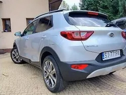 Srebrny Używany 2019 Kia Stonic Plus SUV | 54 000 zł