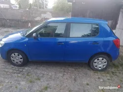 Niebieski Używany 2009 Skoda Fabia Hatchback | 5500 zł (Dość drogi)