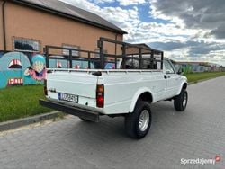 Biały Używany 1982 Toyota HiLux Pickup | 48 000 zł