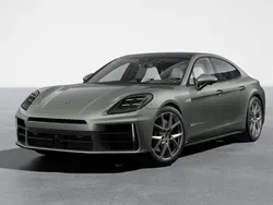 Aventurine green metallic Nowe 2024 Porsche Panamera 4 Sedan/Limuzyna | 708 500 zł (Super Cena)
