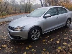Srebrny Używany 2014 VW Jetta Sedan/Limuzyna | 22 500 zł (Dobra cena)