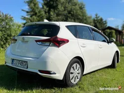 Biały Używany 2017 Toyota Auris Hatchback | 47 400 zł (Uczciwa cena)