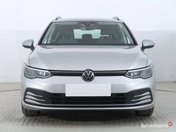 Srebrny Używany 2021 VW Golf VIII Kombi | 57 999 zł (Uczciwa cena)