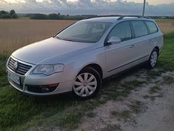 Srebrny Używany 2007 VW Passat Kombi | 11 900 zł (Dość drogi)