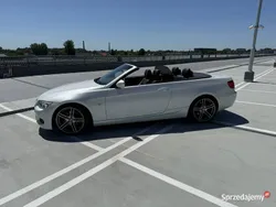 Biały Używany 2011 BMW 320 Cabriolet Kabriolet | 51 500 zł